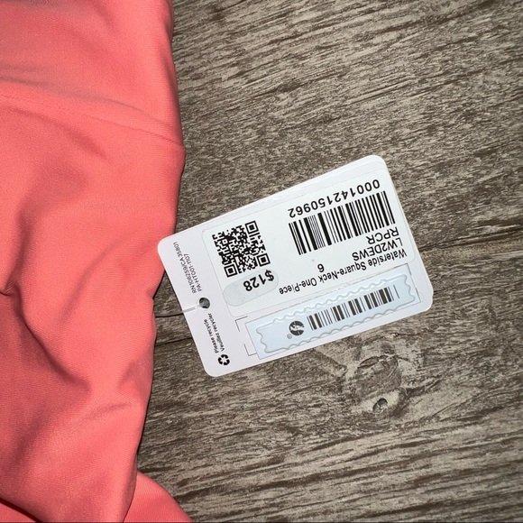 Lululemon waterside square neck one piece swimsuit in raspberry cream size 6 - Picture 2 of 5